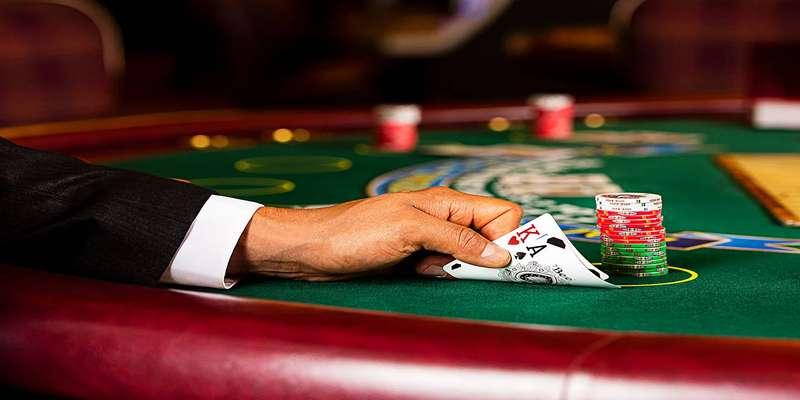 Các Công Cụ Hỗ Trợ Chiến Thuật Chơi Blackjack Trên Da88
